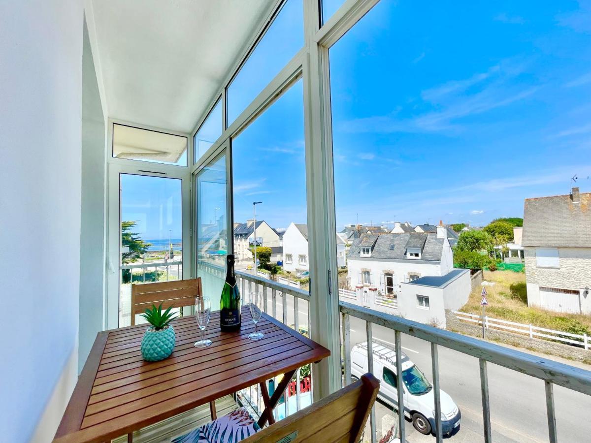 Le Phare Ouest: Oceanfront Retreat with Modern Amenities Apartment Ploemeur Exterior photo